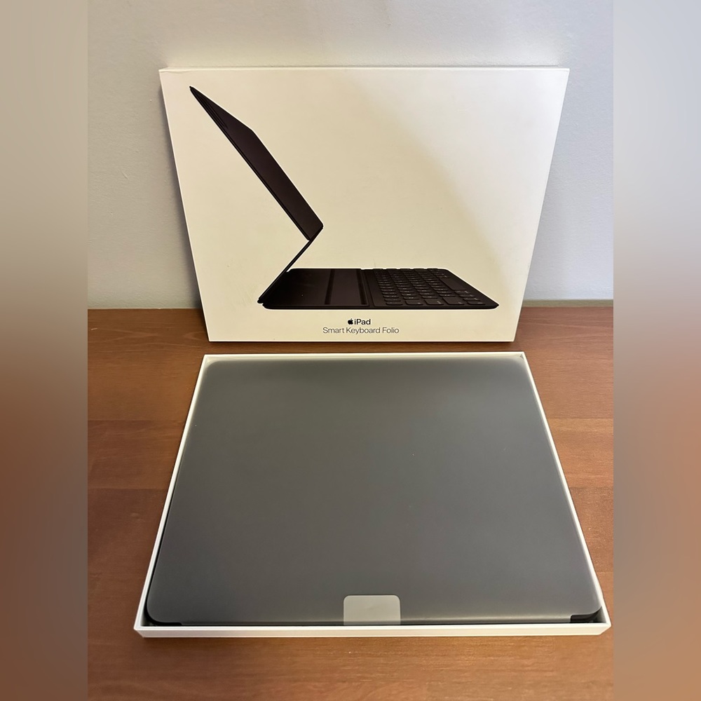 Apple Ipad Smart Folio Brand New